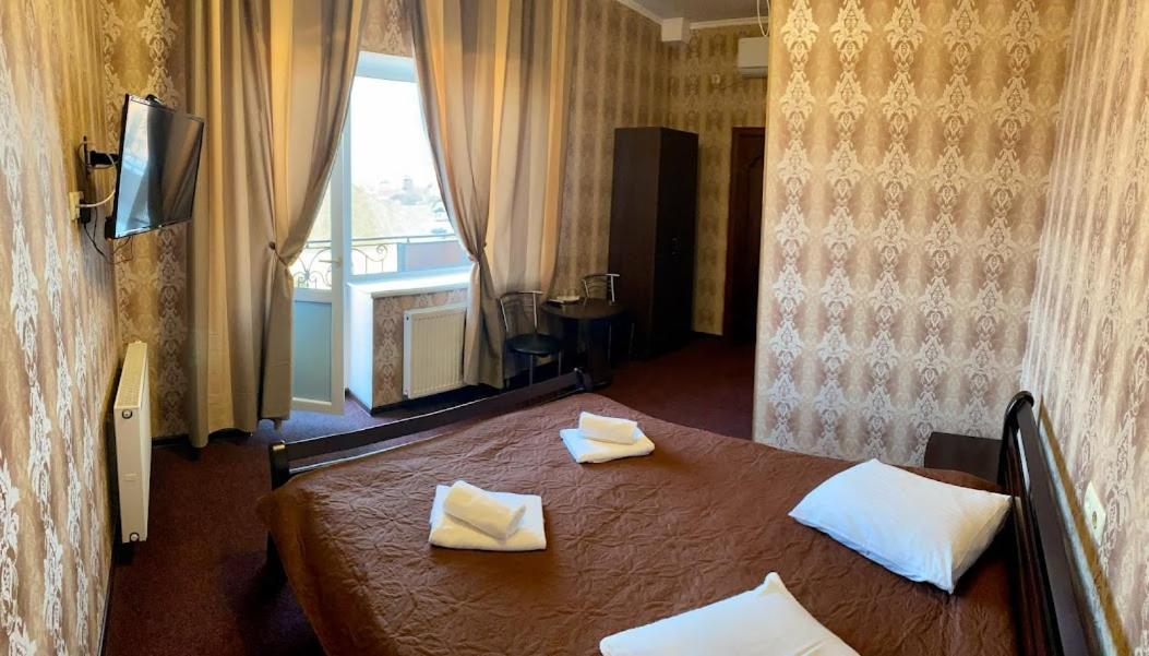 Golden Lion Hotel บอริสปิล ภายนอก รูปภาพ