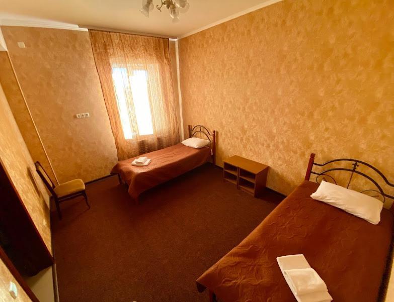 Golden Lion Hotel บอริสปิล ภายนอก รูปภาพ
